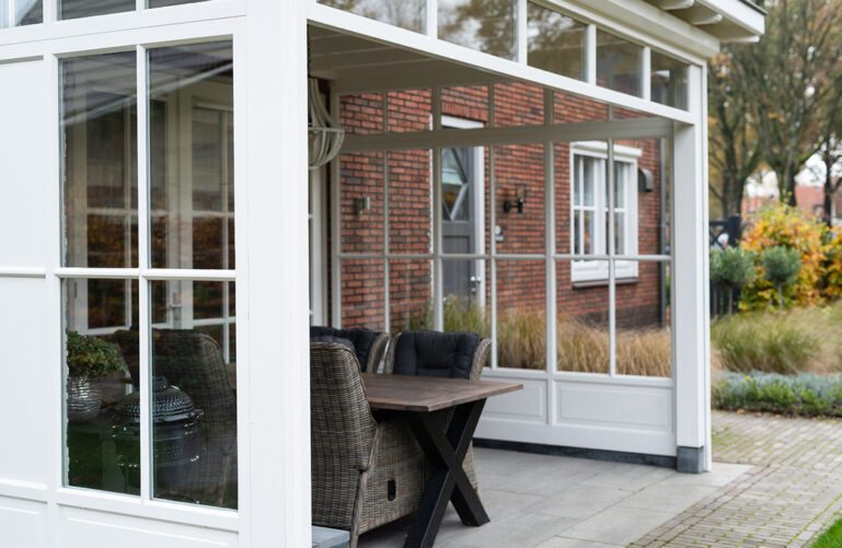 Klassieke veranda in Rhenen